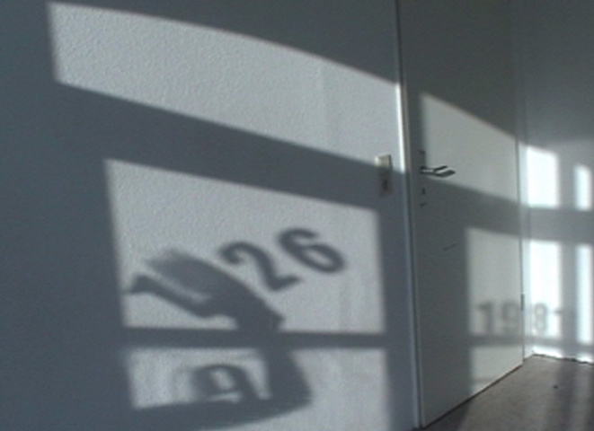 "Wohnmaschine" (Unité d'Habitation), 2002, installation, projection 1:
  'Year dates' / 'Jahreszahlen', video (Kirsten Kötter)