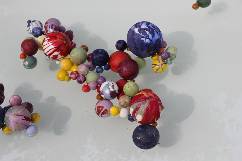 "We are the World", 
  installation by Kirsten Kötter, 
  exhibited at: "Skulpturenpark Mörfelden", 
  Mörfelden-Walldorf 2014