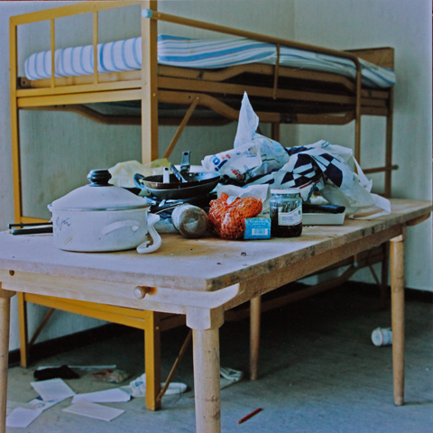 Bedroom / Schlafzimmer, 2002, photography, 25 × 25 cm,
  photo series Jugendherberge Veckerhagen (Kirsten Kötter)